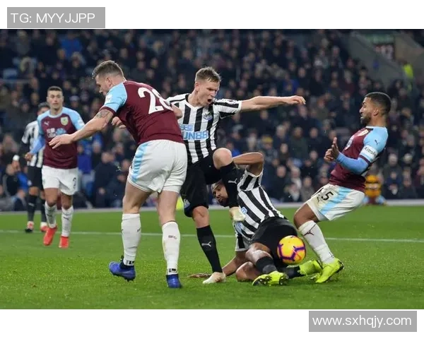 英超精彩对决那不勒斯大胜本菲卡神扑瞬间震撼全场分析